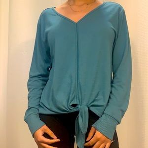 Long sleeve tie bottom top